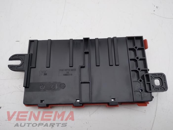 Stromverteiler van een BMW 3 serie Touring (F31) 320d 2.0 16V 2015