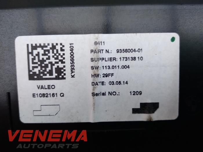 Steuergerät Heizung van een BMW 3 serie Touring (F31) 320d 2.0 16V 2015