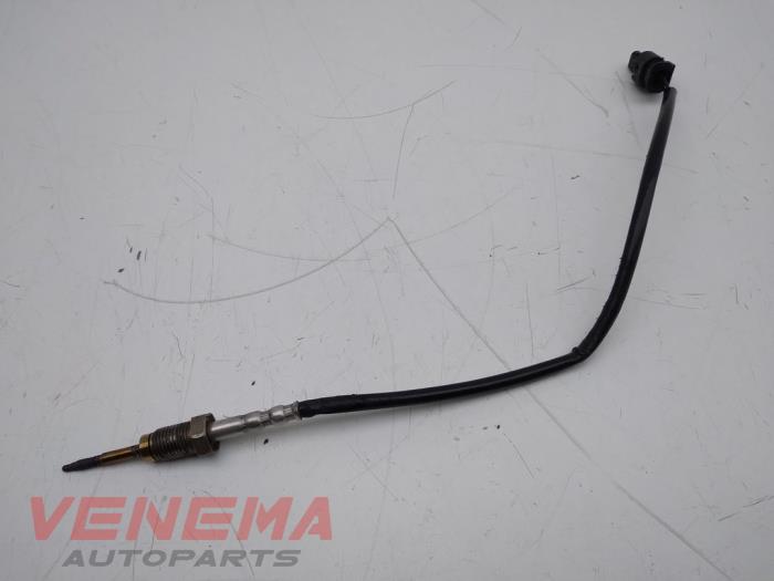 Usagé Sensor température d’échappement BMW 3 serie Touring (F31) 320d 2.0 16V Prix € 29,99 Règlement à la marge proposé par Venema Autoparts