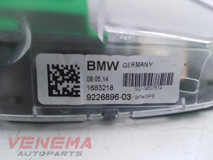 Antena GPS de un BMW 3 serie Touring (F31) 320d 2.0 16V 2015