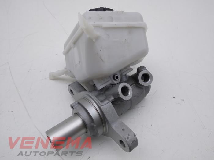 Gebrauchte Hauptbremszylinder BMW 3 serie Touring (F31) 320d 2.0 16V Preis € 14,99 Margenregelung angeboten von Venema Autoparts