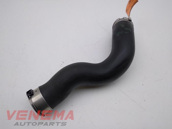 Gebrauchte Intercooler Schlauch BMW 3 serie Touring (F31) 320d 2.0 16V Preis € 29,99 Margenregelung angeboten von Venema Autoparts