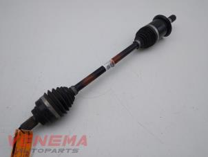 Used Drive shaft, rear left BMW 1 serie (F20) 116d 1.5 12V TwinPower Price € 124,99 Margin scheme offered by Venema Autoparts