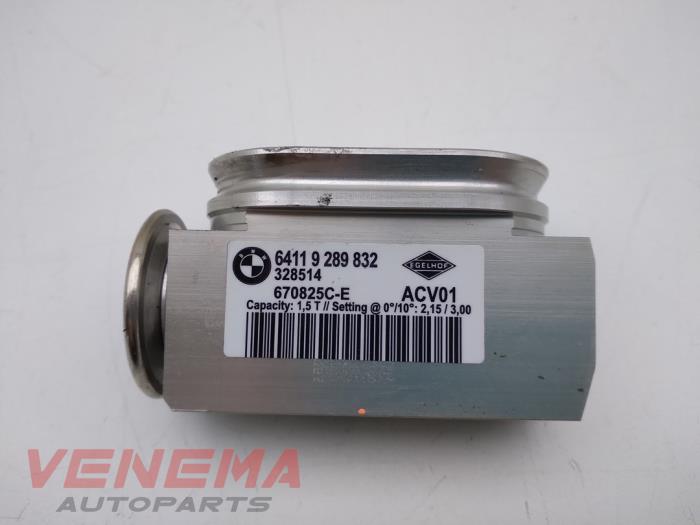 AC expansion valve from a BMW 1 serie (F20) 116d 1.5 12V TwinPower 2018