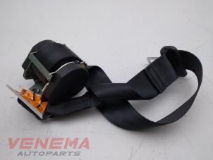Used Rear seatbelt, right Seat Leon ST (5FF) 1.4 TSI EcoFuel 16V Price € 24,99 Margin scheme offered by Venema Autoparts