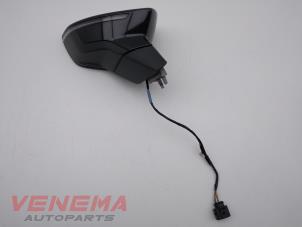 Used Wing mirror, right Seat Leon ST (5FF) 1.4 TSI EcoFuel 16V Price € 119,99 Margin scheme offered by Venema Autoparts