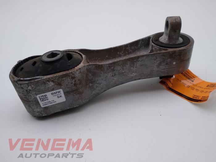 Usagé Support boîte de vitesses Mini Countryman (F60) 1.5 12V One Prix € 14,99 Règlement à la marge proposé par Venema Autoparts