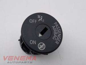 Used Airbag switch Mini Countryman (F60) 1.5 12V One Price € 14,99 Margin scheme offered by Venema Autoparts