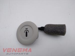 Usagé Microphone Mini Countryman (F60) 1.5 12V One Prix € 9,99 Règlement à la marge proposé par Venema Autoparts