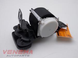 Używane Pas bezpieczenstwa srodkowy tyl Mini Countryman (F60) 1.5 12V One Cena € 69,99 Procedura marży oferowane przez Venema Autoparts