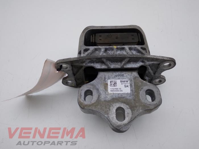 Usagé Support boîte de vitesses Mini Countryman (F60) 1.5 12V One Prix € 29,99 Règlement à la marge proposé par Venema Autoparts