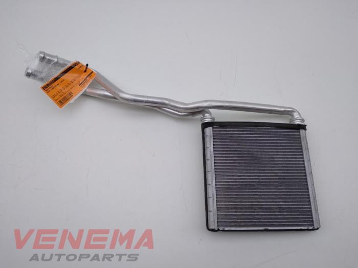 Used Radiator Mini Countryman (F60) 1.5 12V One Price € 69,99 Margin scheme offered by Venema Autoparts