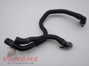 Used Radiator hose Seat Leon ST (5FF) 1.4 TSI EcoFuel 16V Price € 39,99 Margin scheme offered by Venema Autoparts