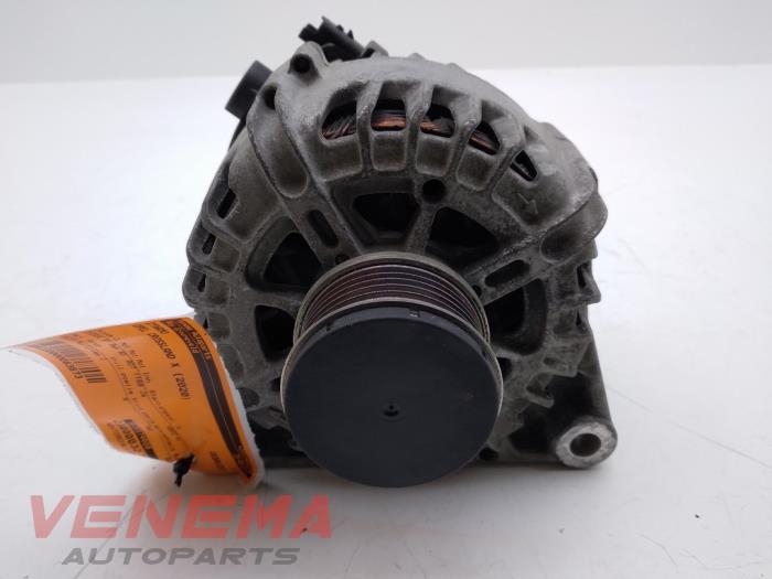 Begagnade Dynamo Opel Crossland (X) 1.2 Turbo 12V Pris € 74,99 Marginaltabell erbjuds av Venema Autoparts