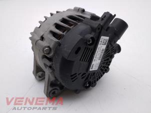 Dynamo van een Opel Crossland (X) 1.2 Turbo 12V 2020