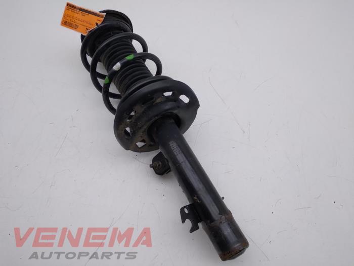 Front shock absorber rod, right from a Opel Crossland/Crossland X 1.2 Turbo 12V 2020