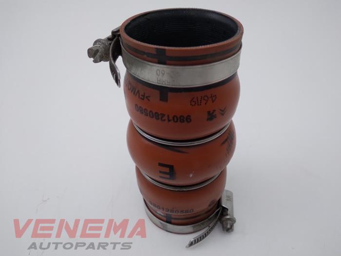 Gebrauchte Intercooler Schlauch Opel Crossland (X) 1.2 Turbo 12V Preis € 14,99 Margenregelung angeboten von Venema Autoparts