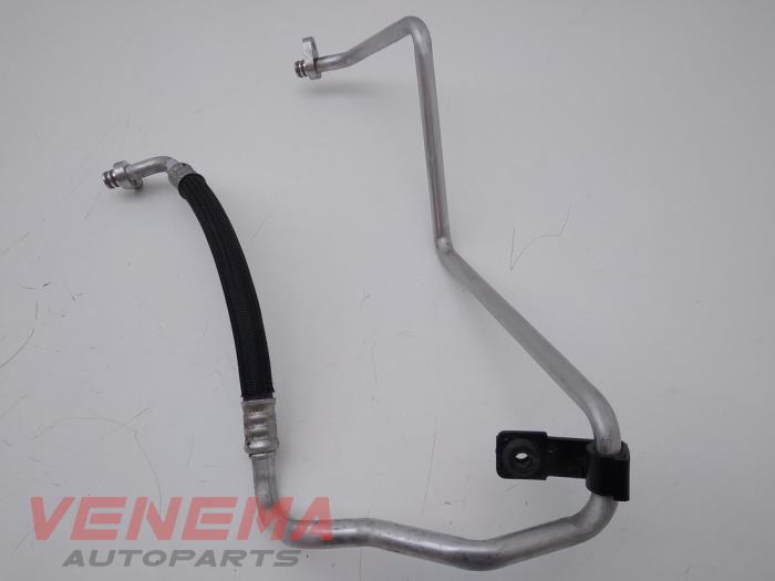 Air conditioning line from a Opel Crossland/Crossland X 1.2 Turbo 12V 2020