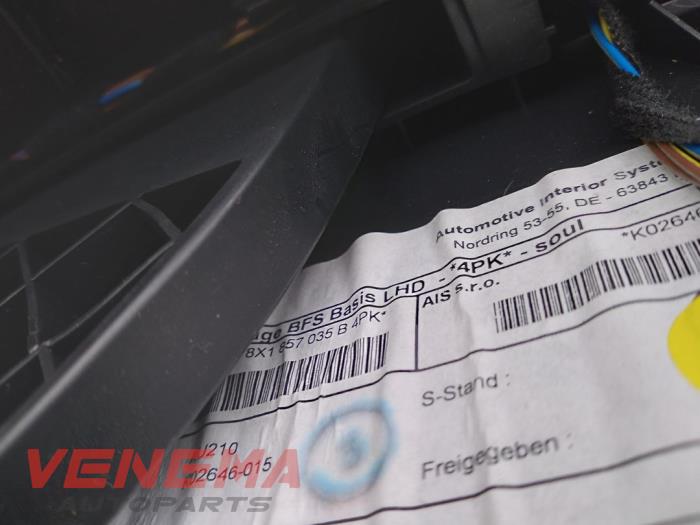 Guantera de un Audi A1 Sportback (8XA/8XF) 1.2 TFSI 2014