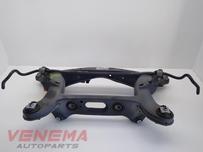 Usados Subchasis Mercedes E Estate (S213) E-300de 2.0 Turbo 16V Precio € 99,99 Norma de margen ofrecido por Venema Autoparts