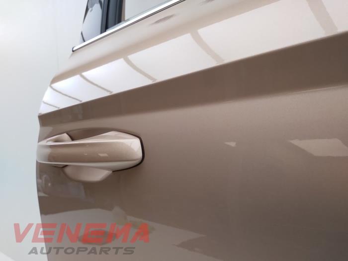 Portière 4portes avant droite d'un Seat Ibiza V (KJB) 1.0 TSI 12V 2018