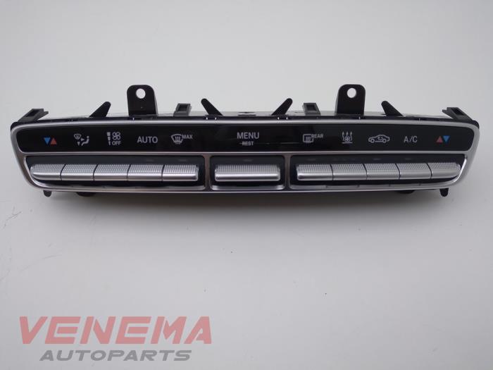 Begagnade Värmekontrollpanel Mercedes E Estate (S213) E-300de 2.0 Turbo 16V Pris € 99,99 Marginaltabell erbjuds av Venema Autoparts