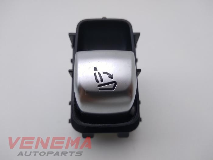Usagé Commodo Mercedes E Estate (S213) E-300de 2.0 Turbo 16V Prix € 14,99 Règlement à la marge proposé par Venema Autoparts