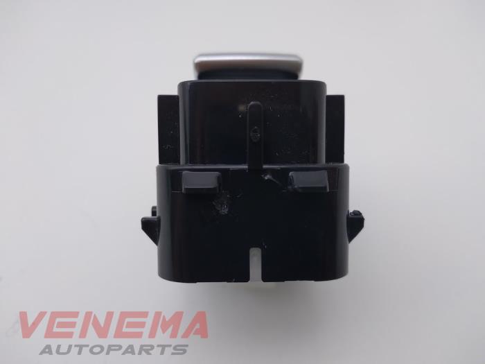 Switch Mercedes E Estate E-300de 2.0 Turbo 16V - A21390566069051 ORIGINEEL