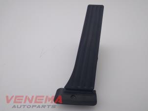 Used Accelerator pedal BMW Z4 Roadster (E89) sDrive 18i 2.0 16V Price € 19,99 Margin scheme offered by Venema Autoparts