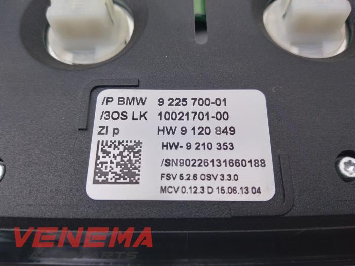 Oswietlenie wewnetrzne przód z BMW Z4 Roadster (E89) sDrive 18i 2.0 16V 2014