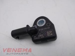 Usados Sensor de airbag Mini Mini (F55) 1.5 12V Cooper Precio € 19,99 Norma de margen ofrecido por Venema Autoparts