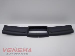 Used Air funnel BMW Z4 Roadster (E89) sDrive 18i 2.0 16V Price € 29,99 Margin scheme offered by Venema Autoparts