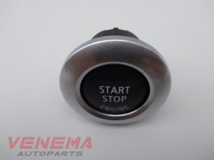 Start/stop switch from a BMW 1 serie (E81) 116i 1.6 16V 2009