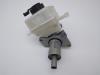 Master cylinder from a BMW 1 serie (E81) 116i 1.6 16V 2009