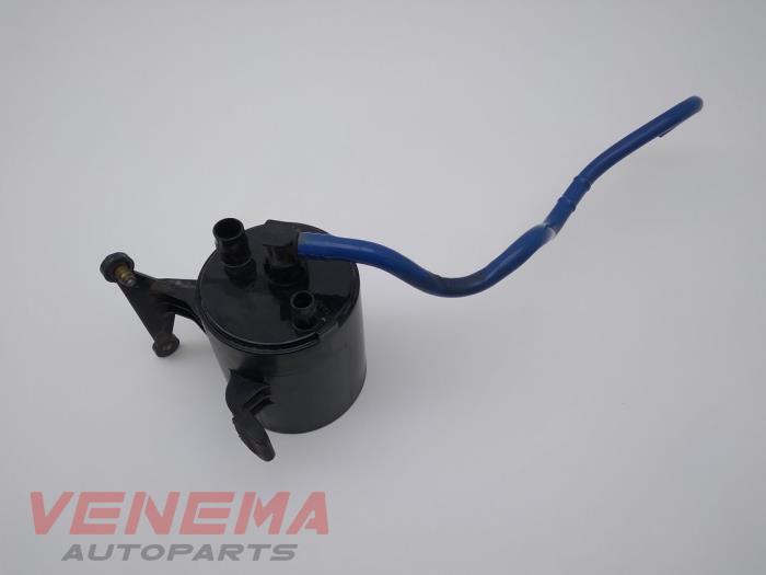 Carbon filter from a BMW 1 serie (E81) 116i 1.6 16V 2009