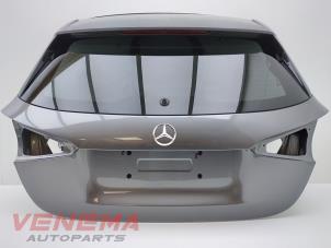 Usados Portón trasero Mercedes A (177.0) 2.0 A-250 Turbo 16V Precio € 599,99 Norma de margen ofrecido por Venema Autoparts