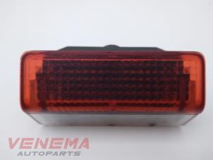 Usados Luces de entrada Mercedes GLK (204.7/9) 3.0 320 CDI 24V 4-Matic Precio € 9,99 Norma de margen ofrecido por Venema Autoparts