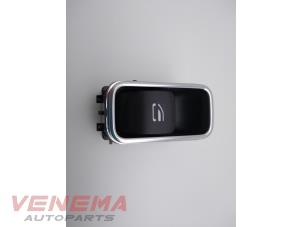 Gebrauchte Elektrisches Fenster Schalter Mercedes A (177.0) 2.0 A-250 Turbo 16V Preis € 14,99 Margenregelung angeboten von Venema Autoparts
