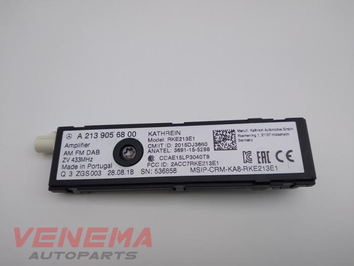 Antenna Amplifier Mercedes A 2.0 A-250 Turbo 16V - A2139056800 KATHREIN