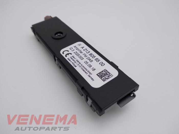 Antenna Amplifier Mercedes A 2.0 A-250 Turbo 16V - A2139056500 MERCEDES