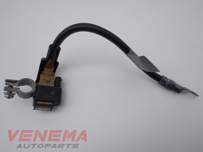 Begagnade Batterisensor Mercedes GLK (204.7/9) 3.0 320 CDI 24V 4-Matic Pris € 34,99 Marginaltabell erbjuds av Venema Autoparts