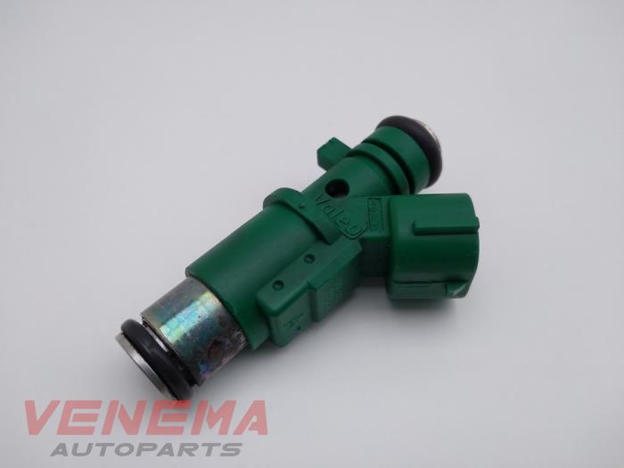 Injector (petrol injection) from a Citroën C3 (FC/FL/FT) 1.4 2005