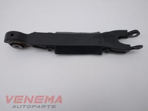 Usagé Bras de suspension arrière droit Mercedes GLK (204.7/9) 3.0 320 CDI 24V 4-Matic Prix € 14,99 Règlement à la marge proposé par Venema Autoparts