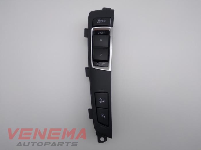 Schalter van een BMW X3 (F25) xDrive20d 16V 2014