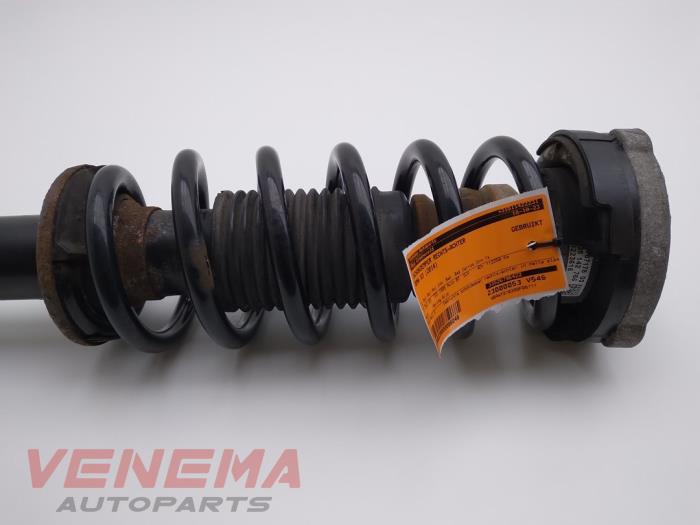 Rear shock absorber, right from a BMW X3 (F25) xDrive20d 16V 2014