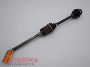 Used Front drive shaft, right BMW X3 (F25) xDrive20d 16V Price € 149,99 Margin scheme offered by Venema Autoparts