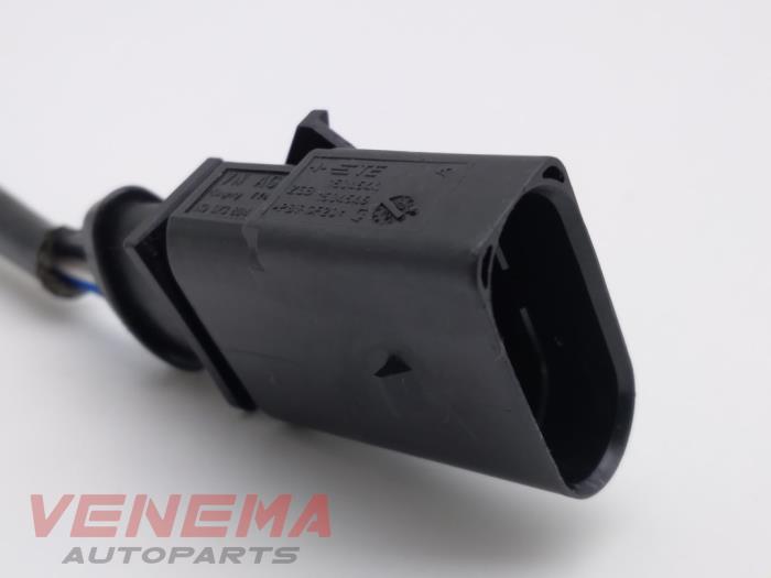 Lambda probe from a Audi A1 Sportback (GBA) 1.0 25 TFSI 12V 2022