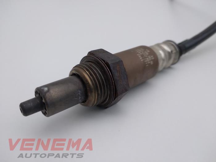 Lambda probe from a Audi A1 Sportback (GBA) 1.0 25 TFSI 12V 2022