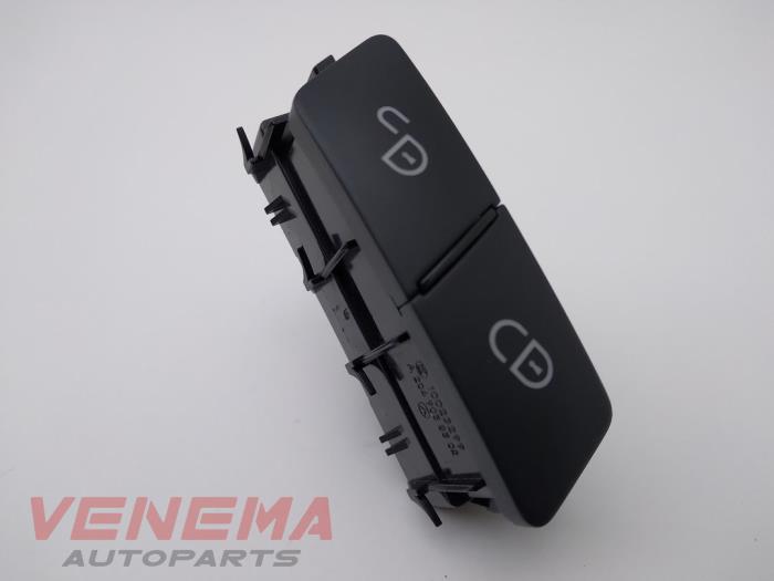 Central locking switch from a Mercedes-Benz ML III (166) 3.0 ML-350 BlueTEC V6 24V 4-Matic 2014