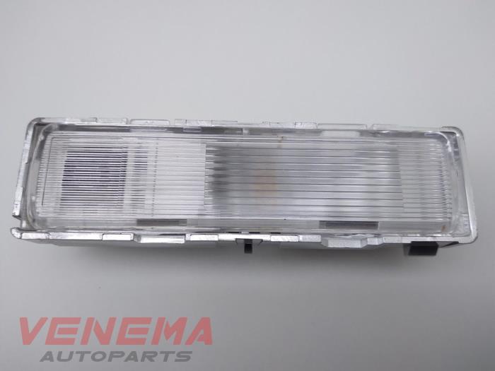 Begagnade Innerbelysning Mercedes ML III (166) 3.0 ML-350 BlueTEC V6 24V 4-Matic Pris € 9,99 Marginaltabell erbjuds av Venema Autoparts